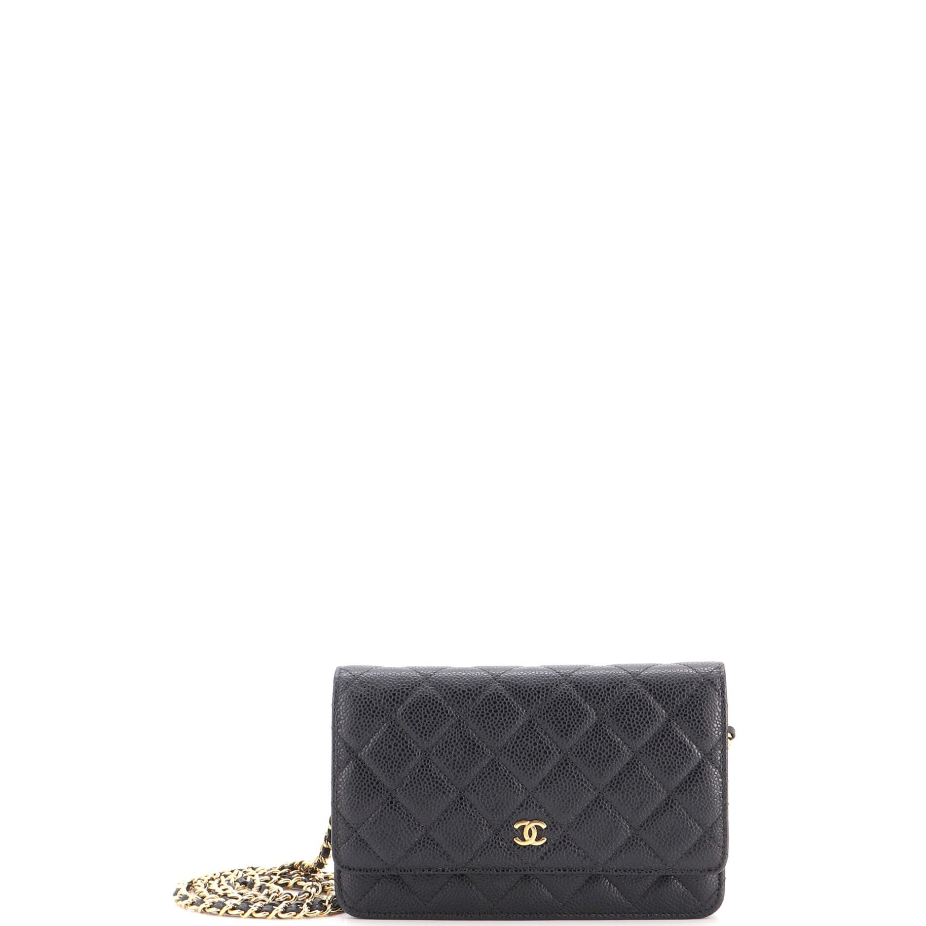 Wallet on Chain Quilted Caviar