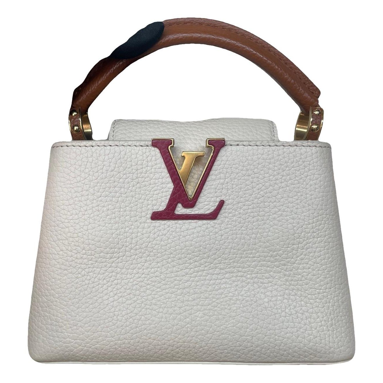 Capucines leather handbag