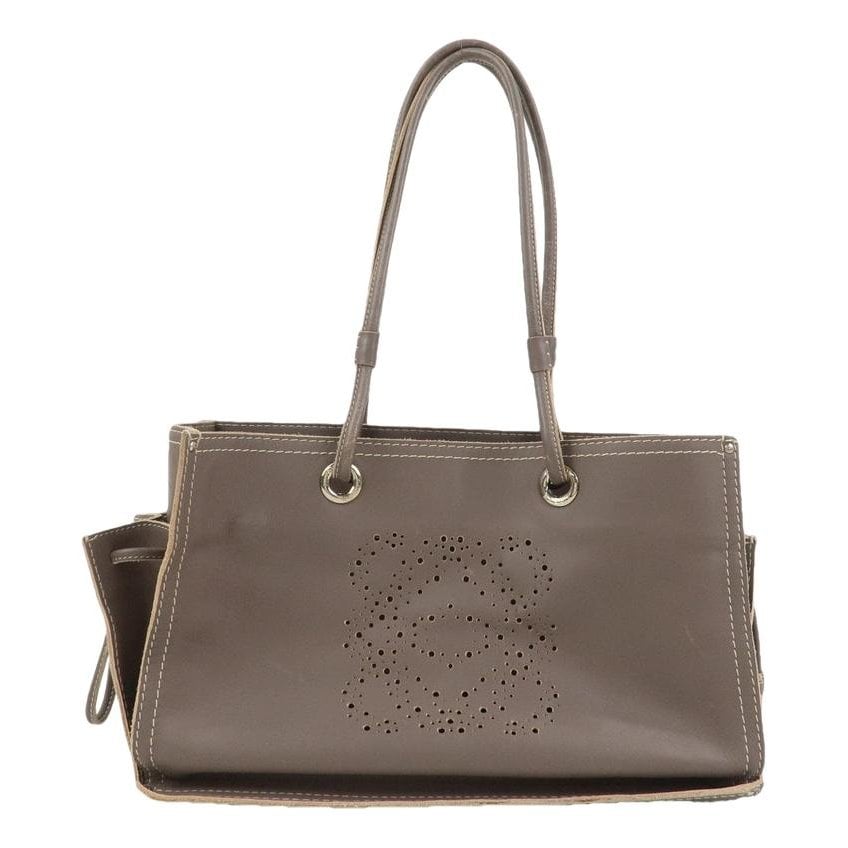 Leather tote