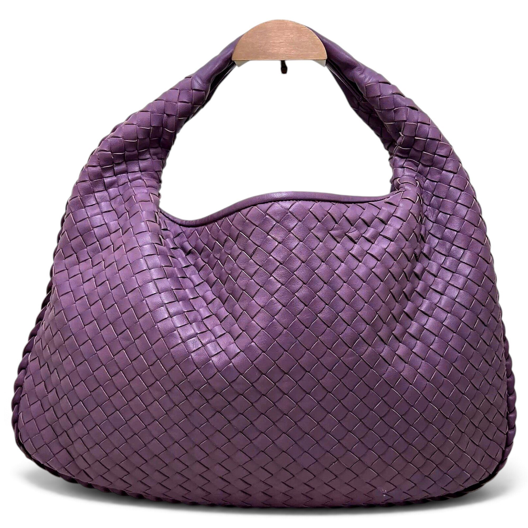 Veneta leather handbag