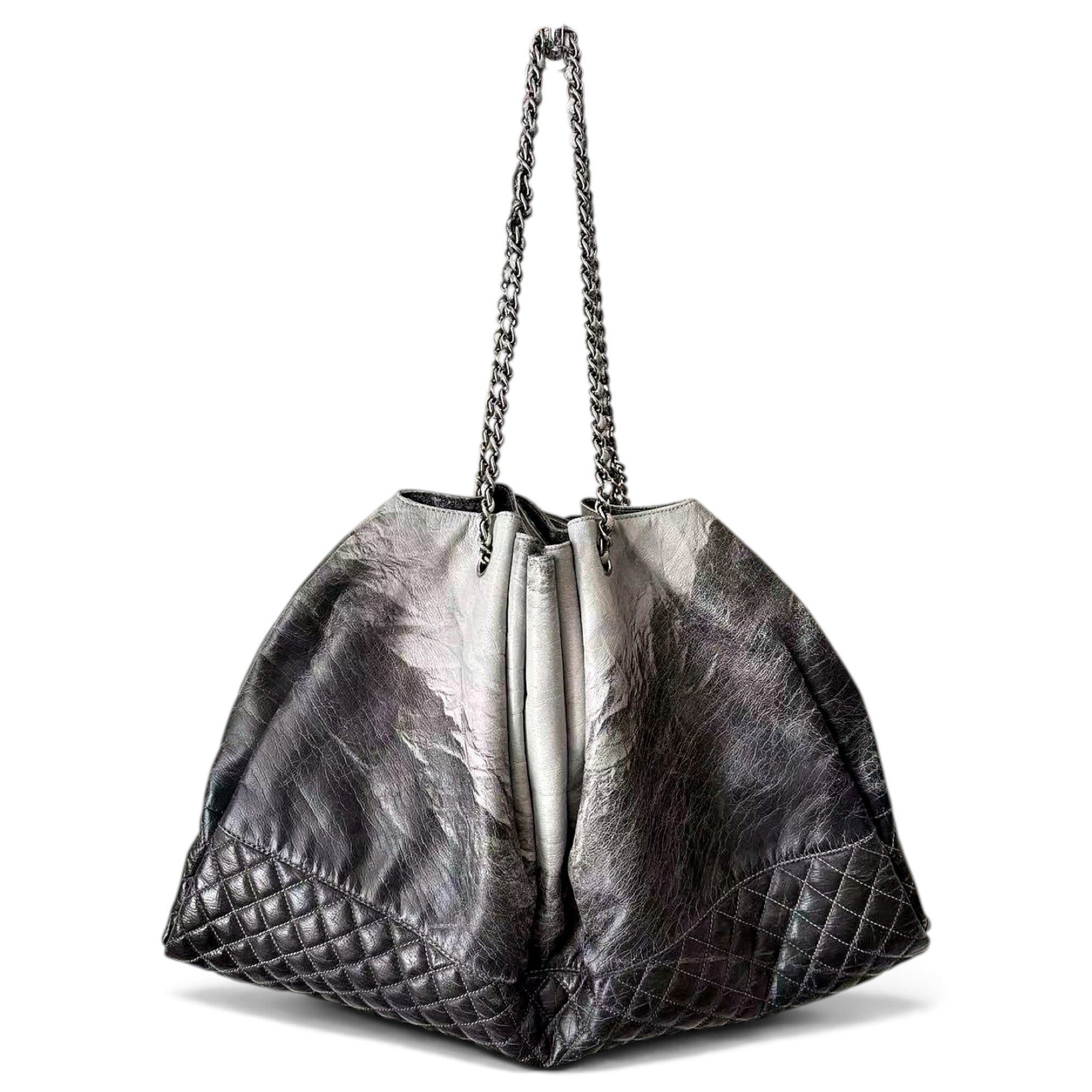 Leather tote