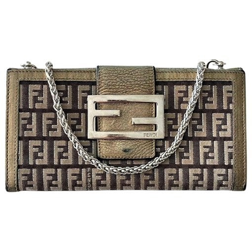 Baguette leather handbag