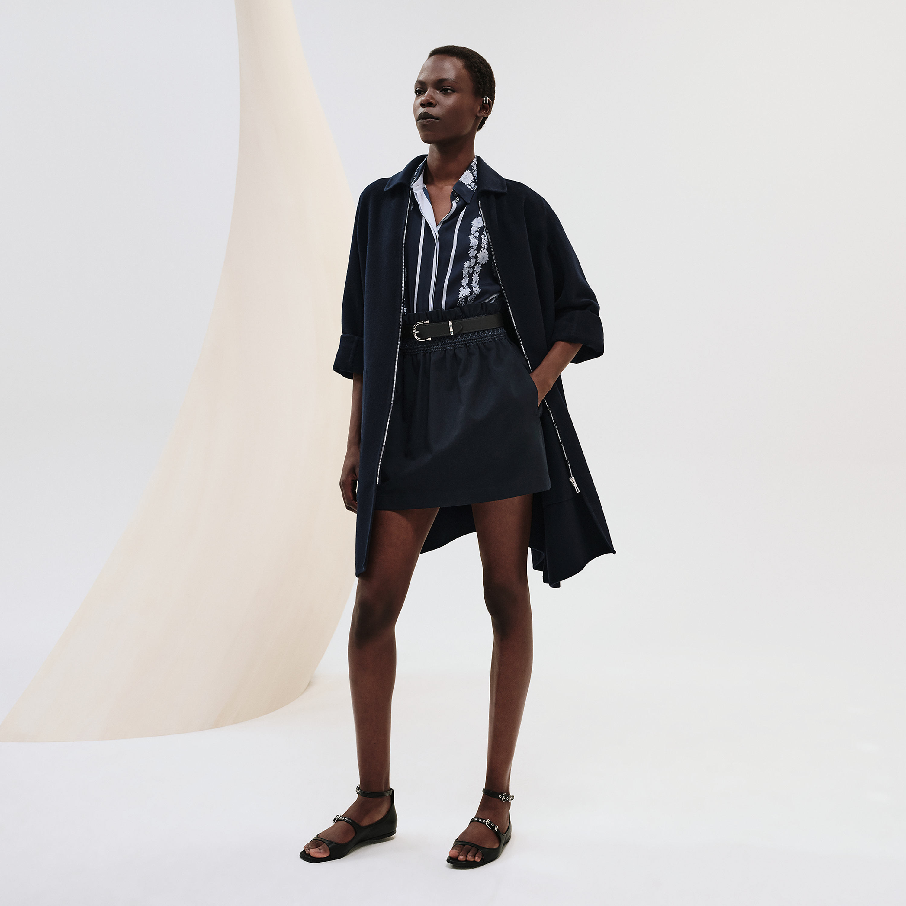 Wool zipped coat