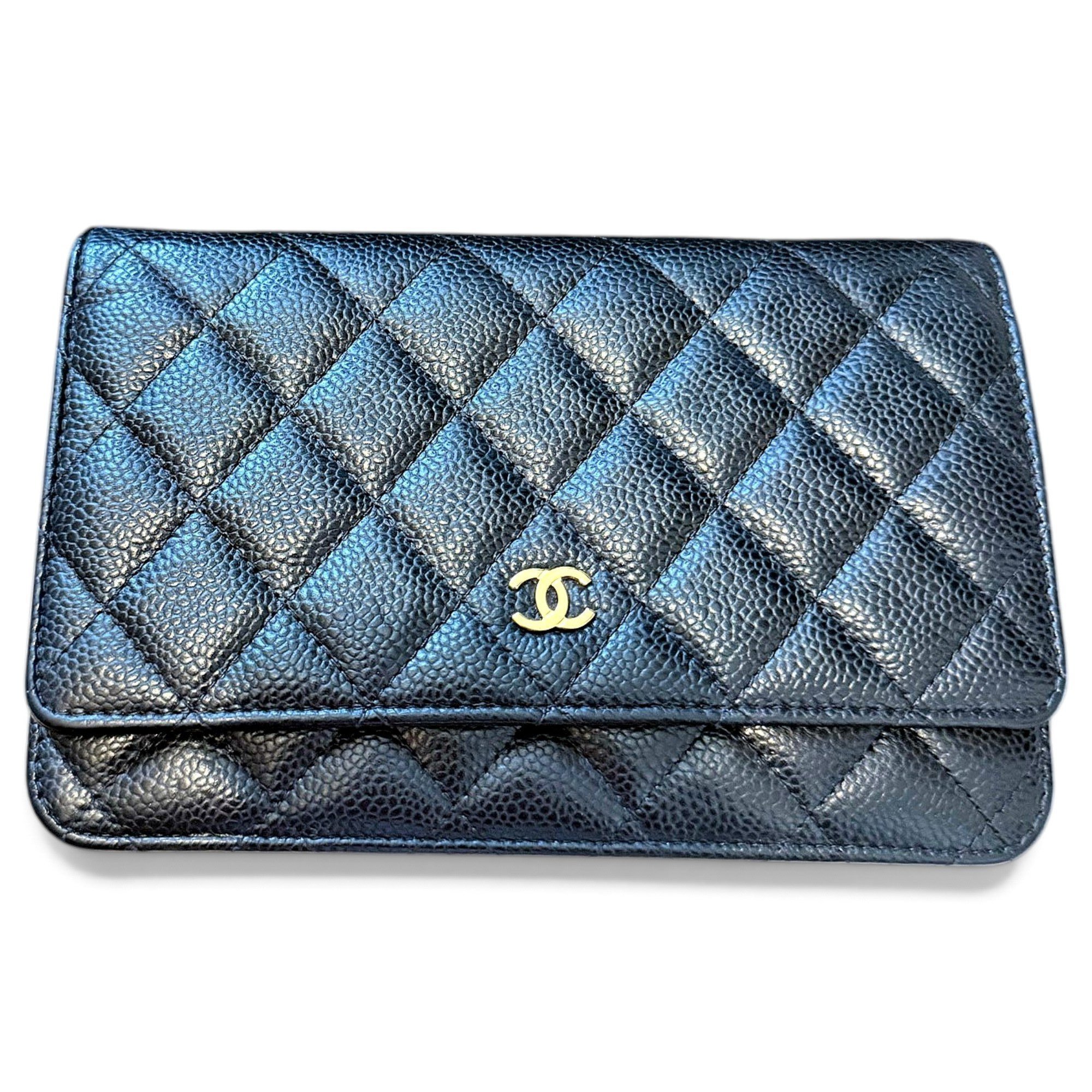 Wallet On Chain Timeless/Classique leather crossbody bag