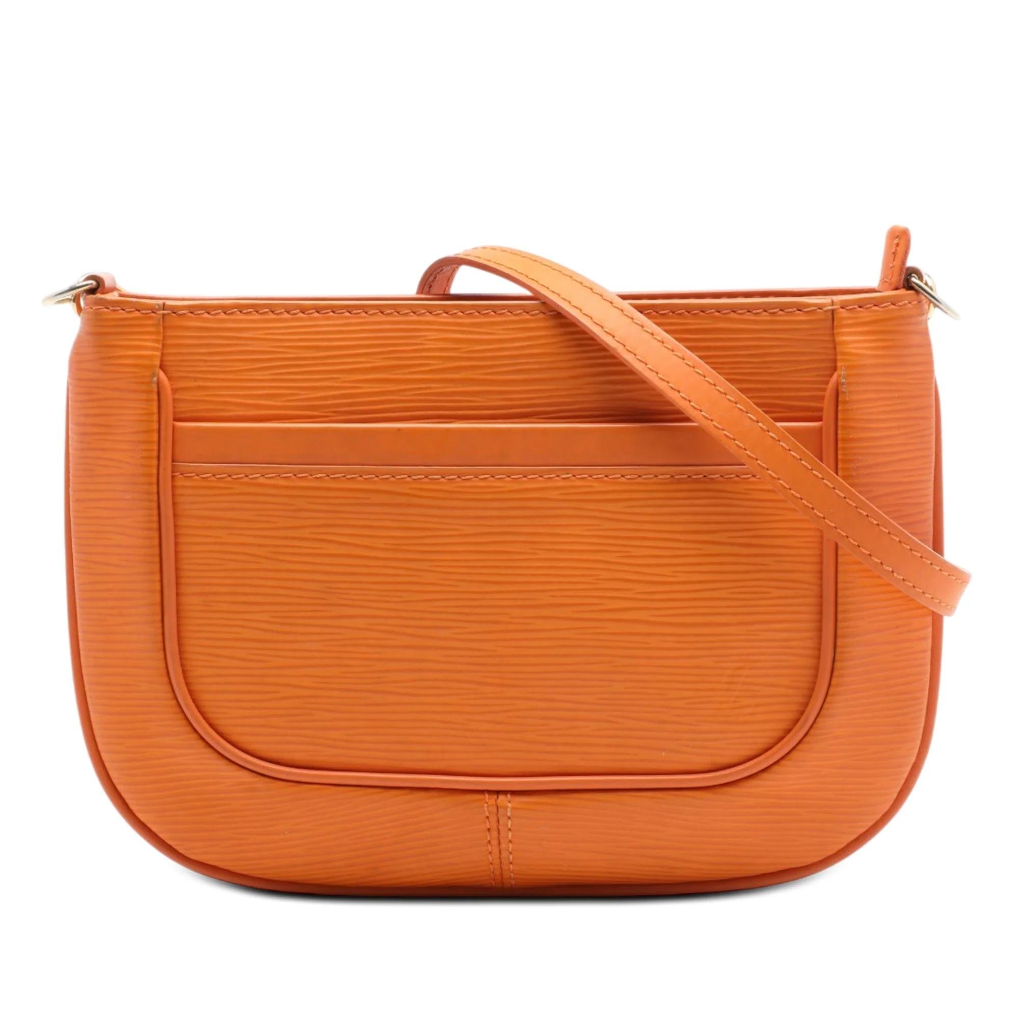 Sarvanga leather handbag