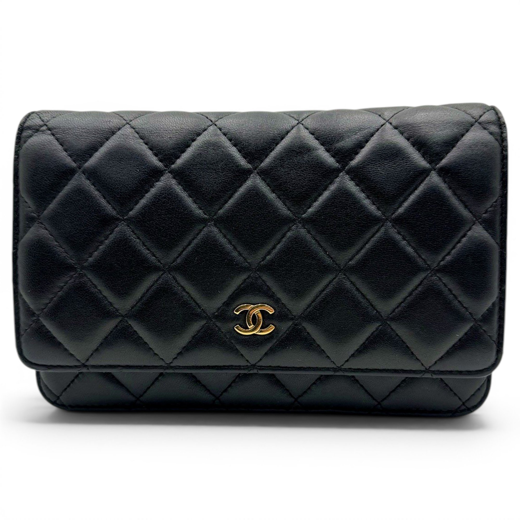 Wallet On Chain Timeless/Classique leather crossbody bag