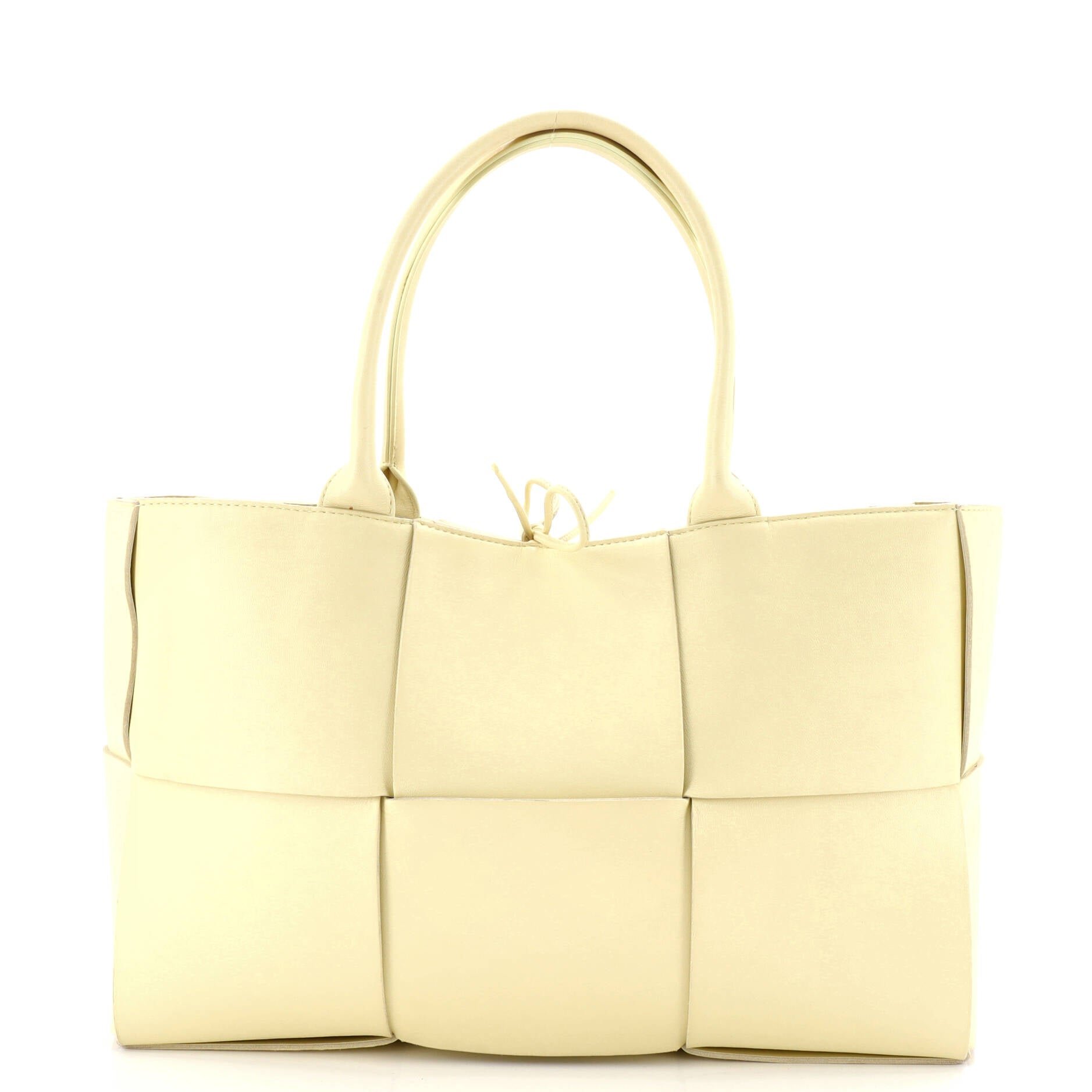 Bottega Veneta Arco Tote Maxi Intrecciato Leather Medium