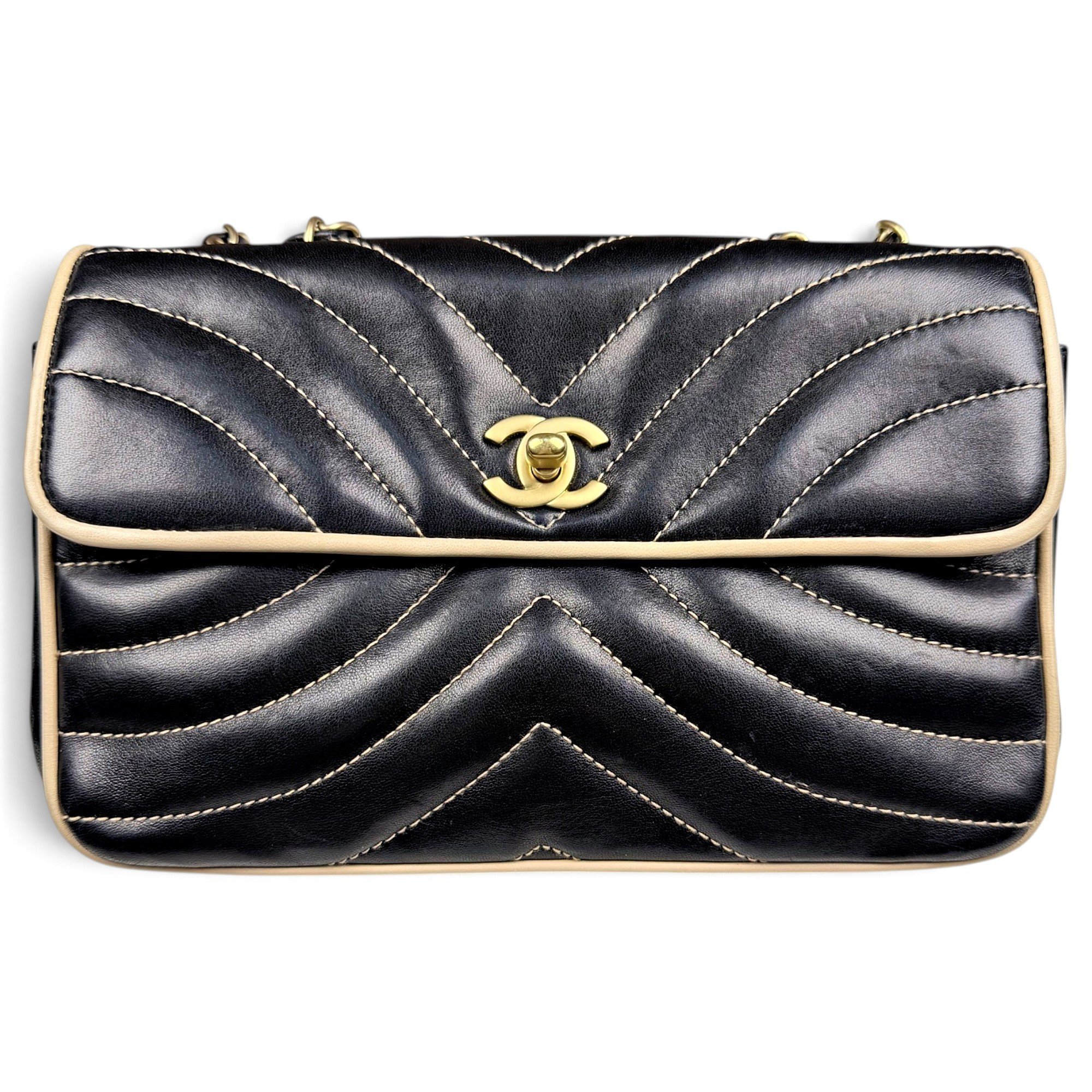Timeless/Classique leather crossbody bag