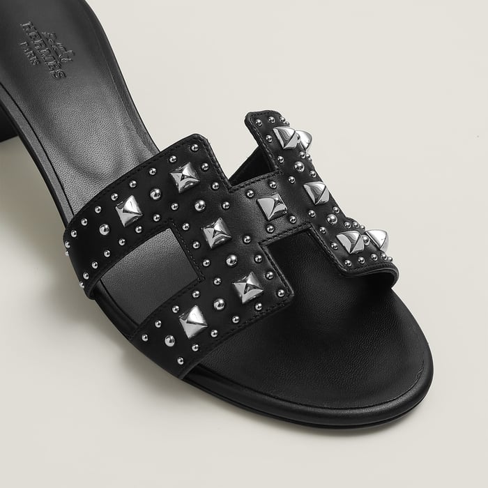 Noir Oasis Sandal
