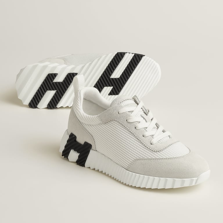 Bouncing sneaker