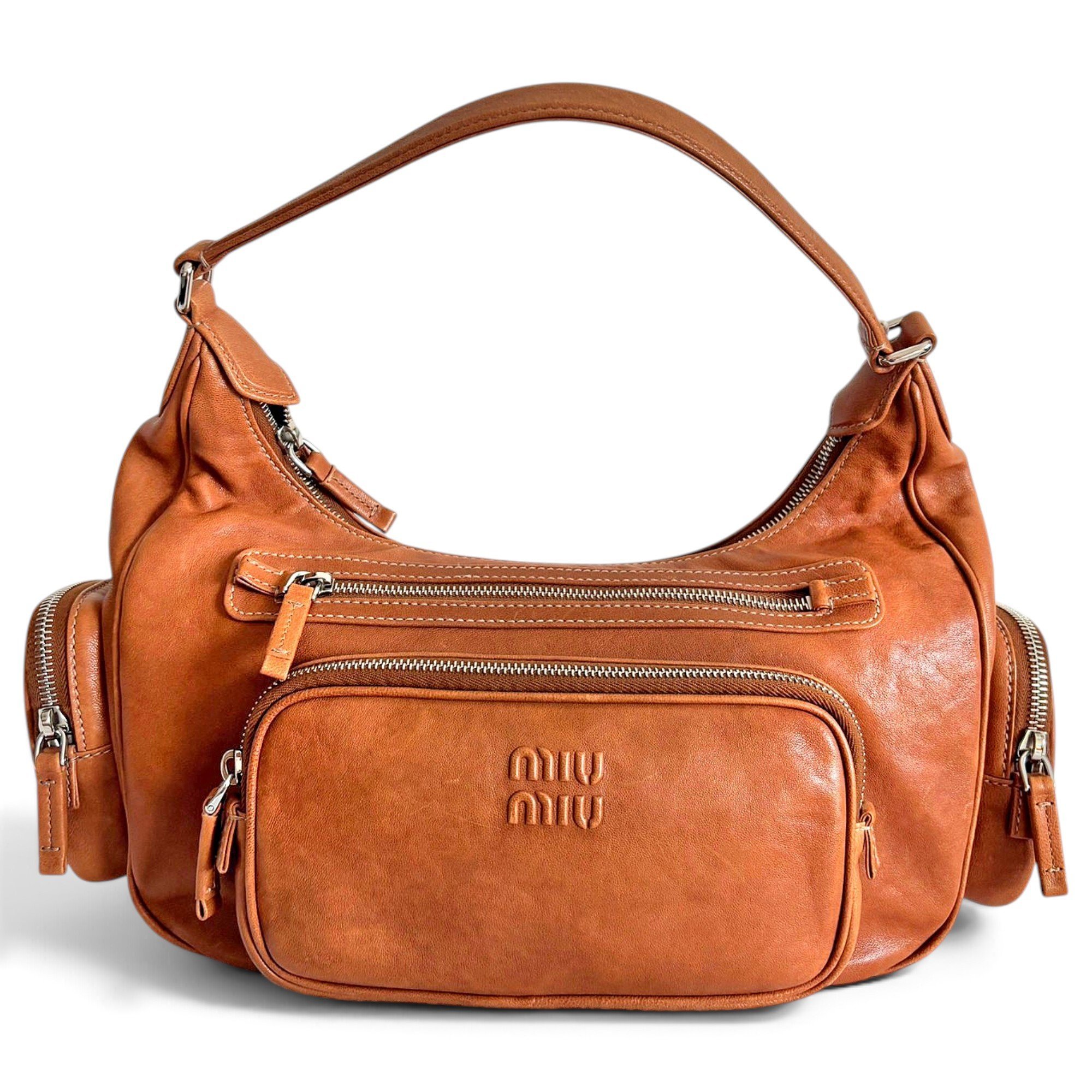 Pocket leather handbag