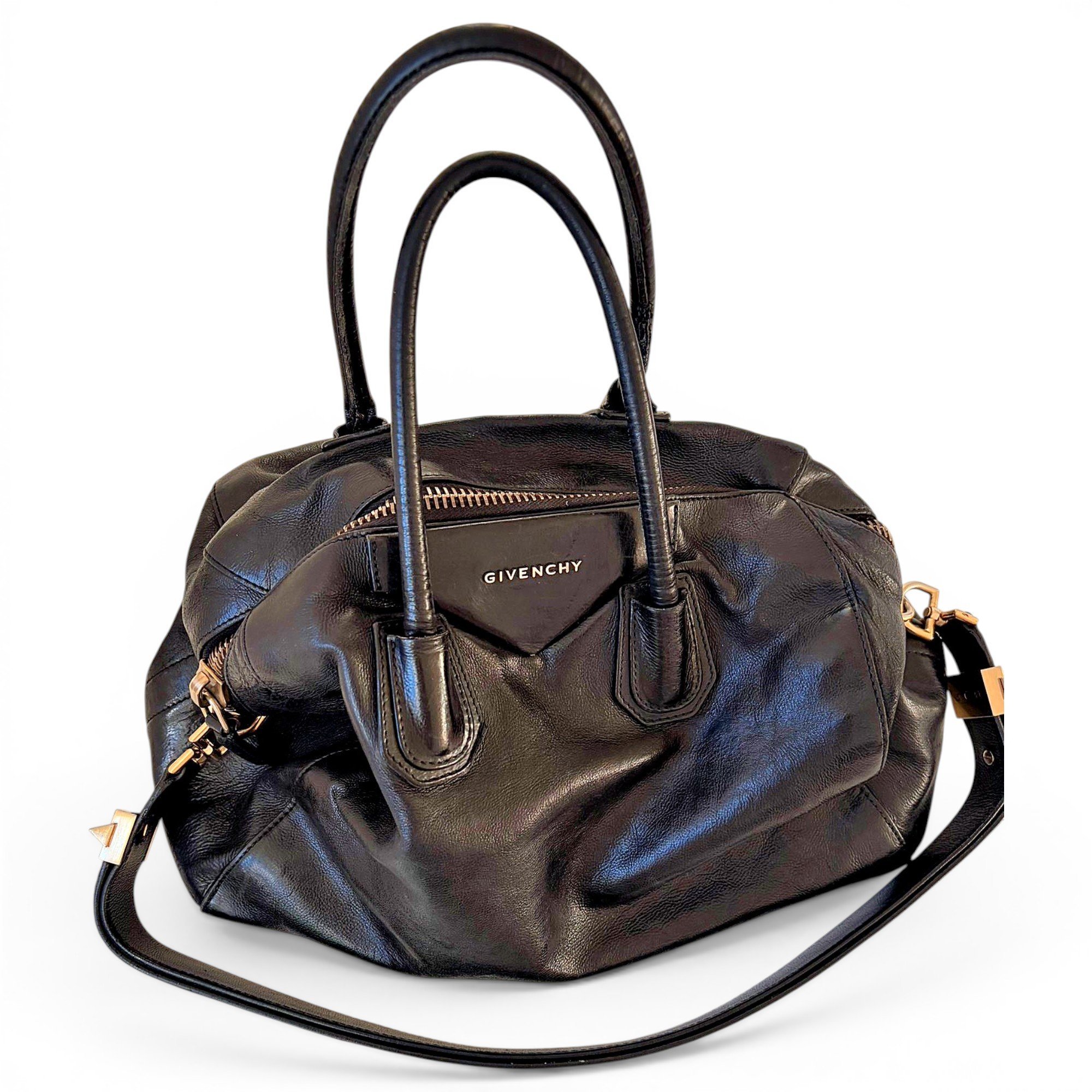 Antigona leather handbag