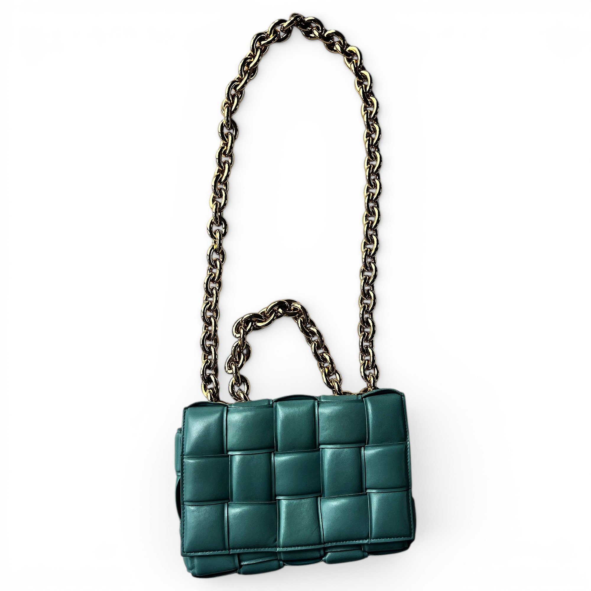 Chain Cassette leather handbag
