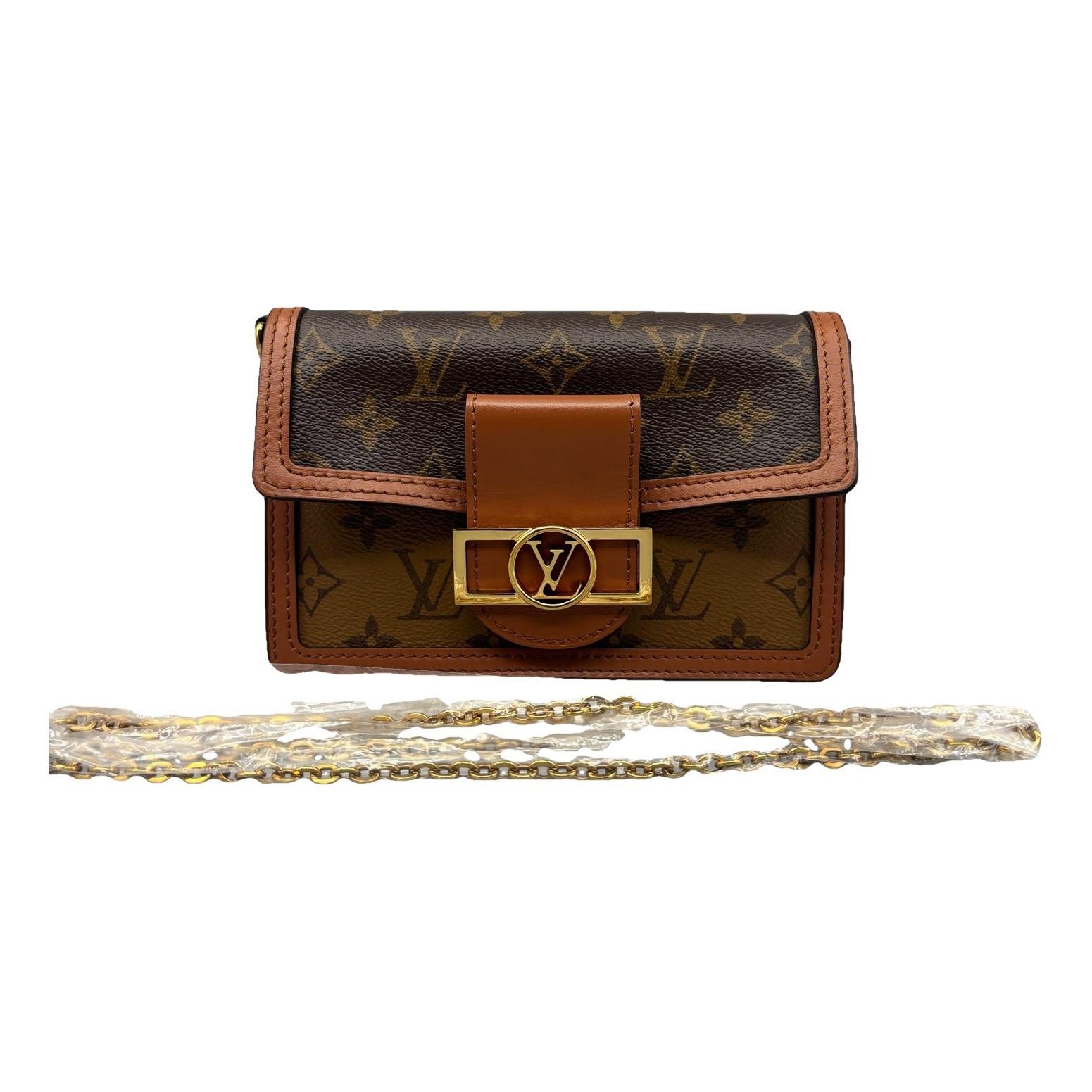 Dauphine leather handbag