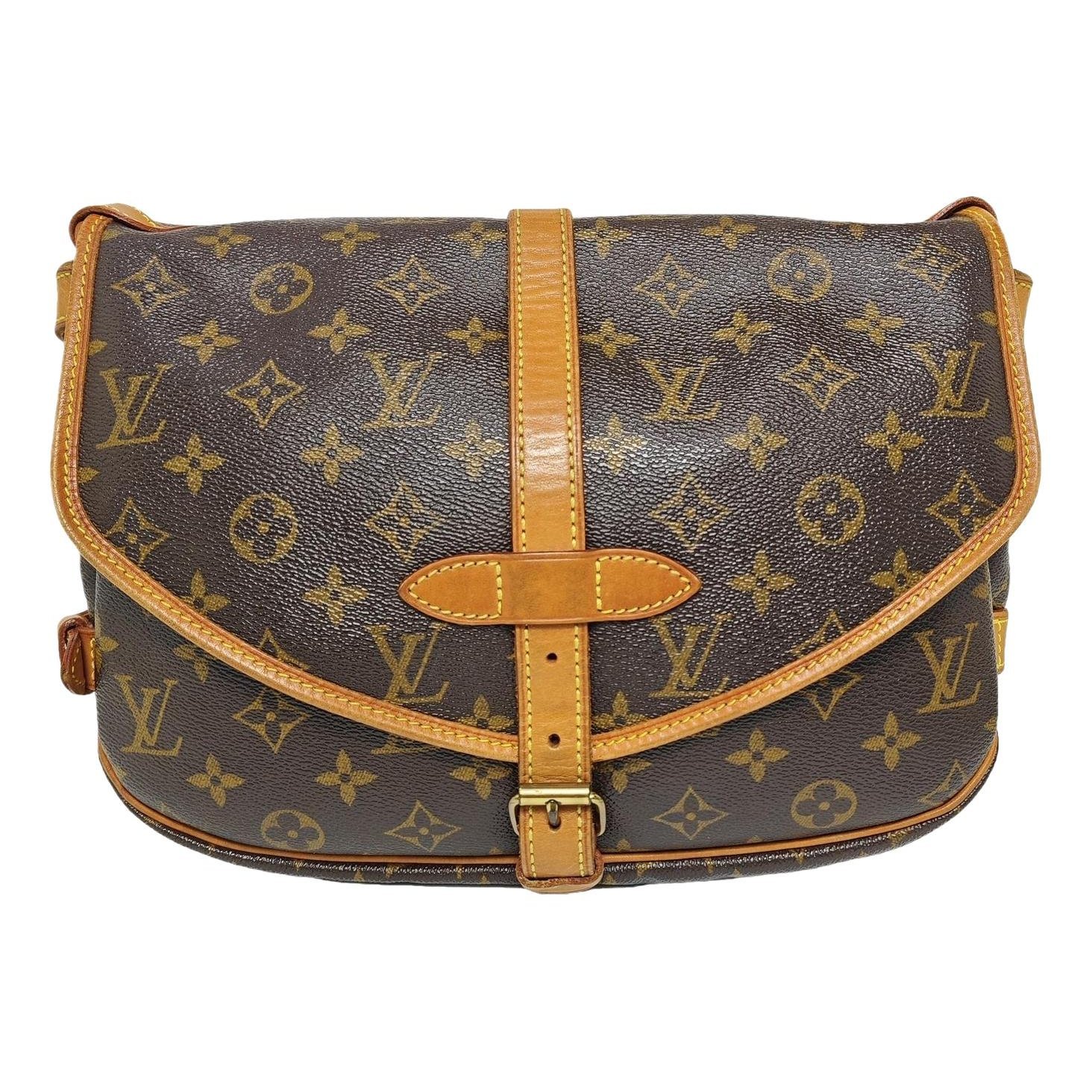 Saumur leather handbag