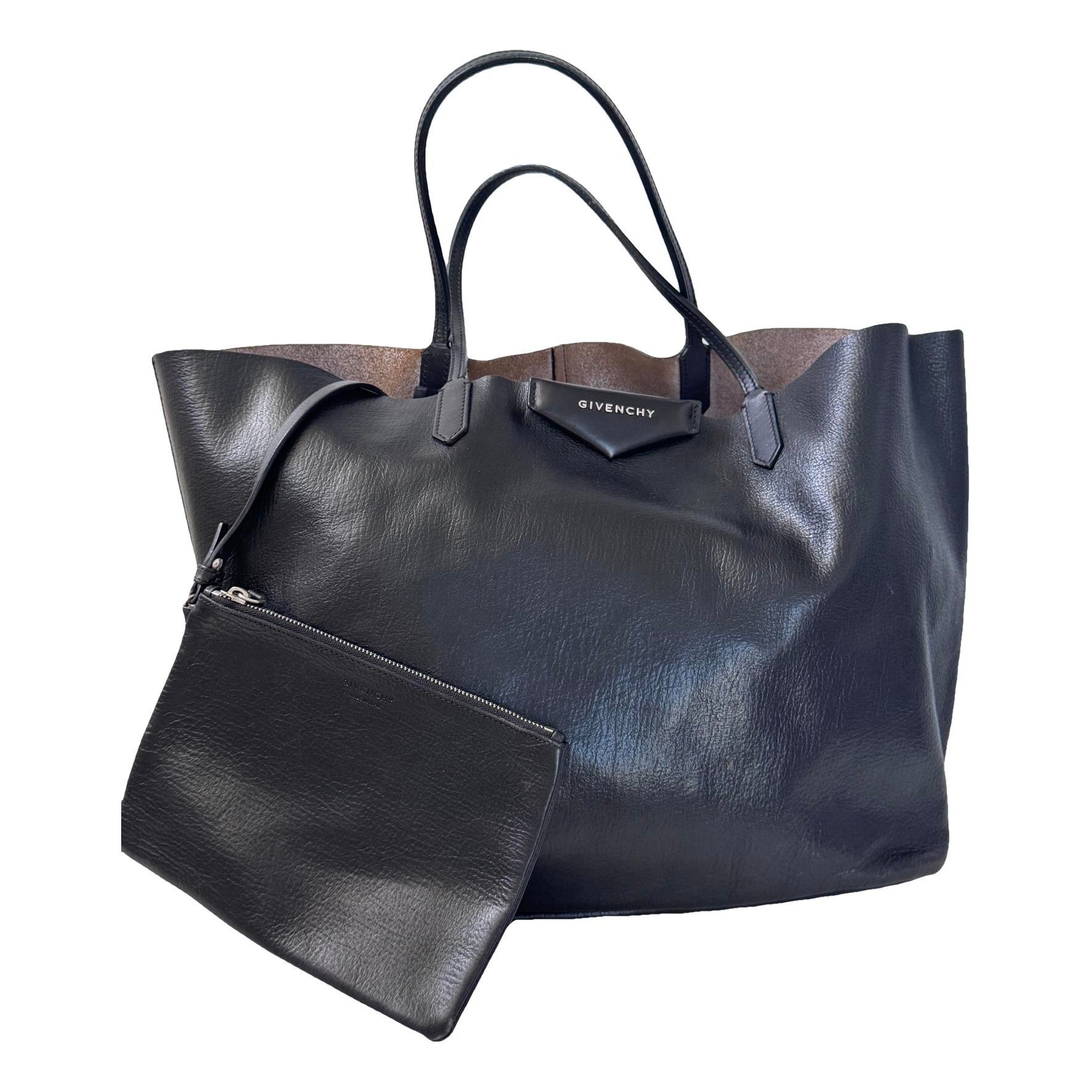 Antigona leather handbag