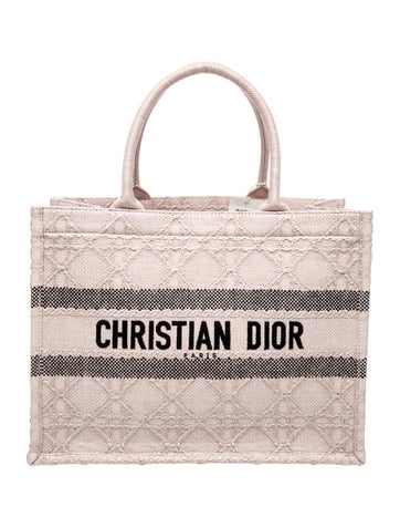 Dior Cannage Book Medium 2024
