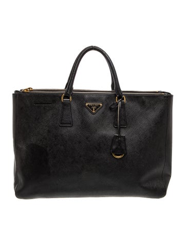 Saffiano Leather Galleria Double Zip Large
