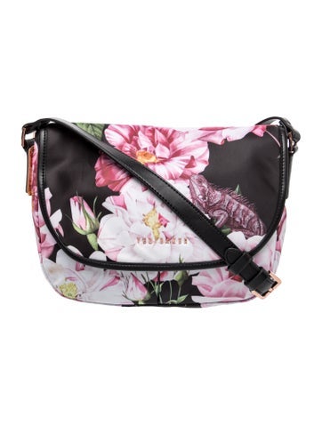 Signature Messenger Bag