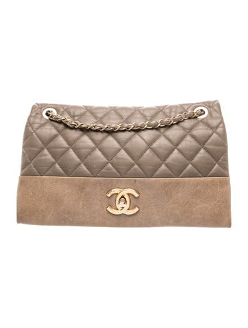 Jumbo Soft Elegance Flap Bag