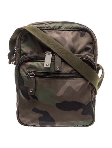 Rockstud Messenger Bag