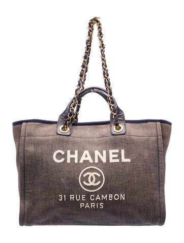Medium Deauville Shopping Tote