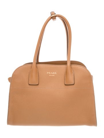 Leather Shoulder Bag Medium
