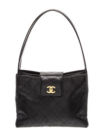Quilted CC Shoulder Bag