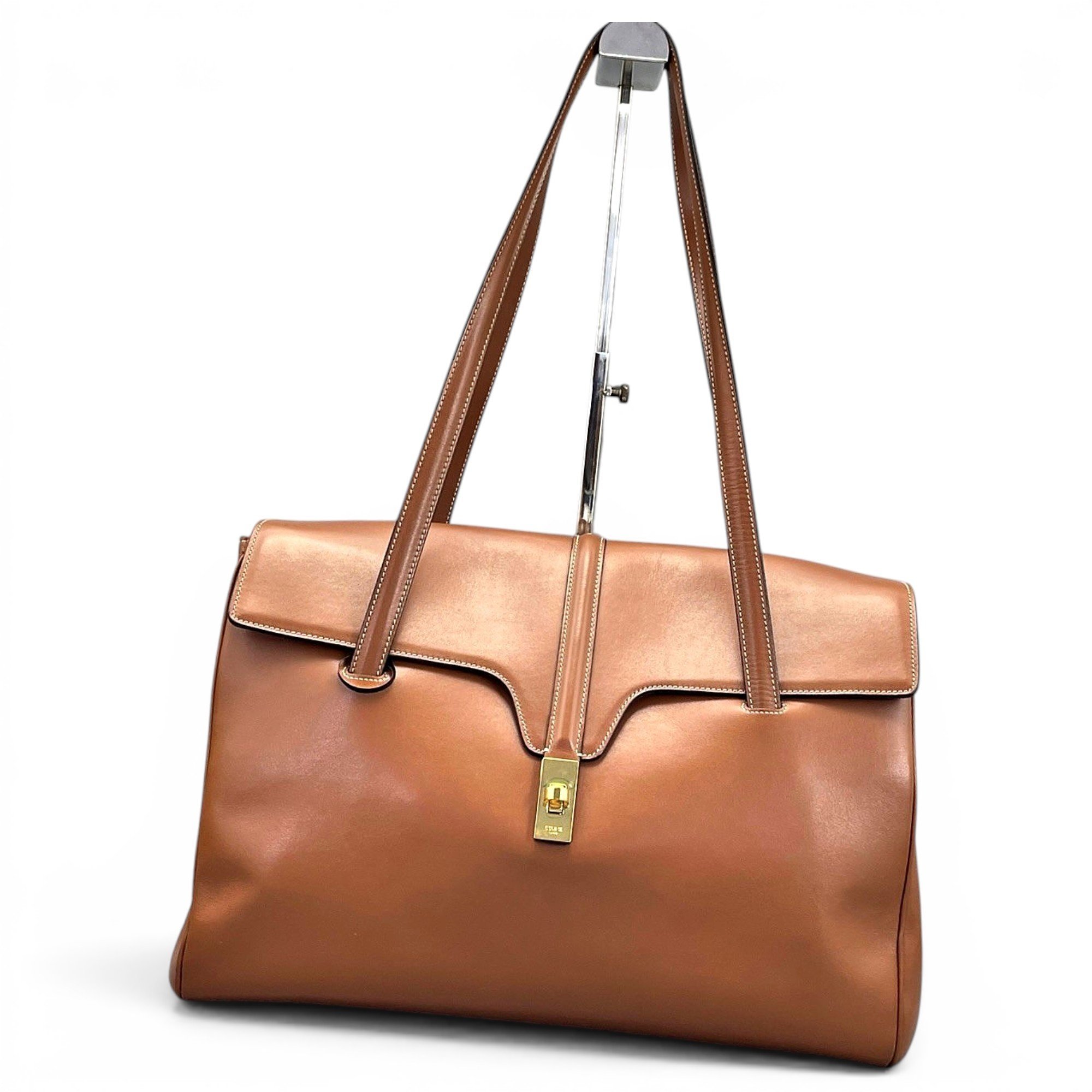 Sac 16 leather handbag