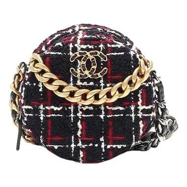 Chanel 19 tweed handbag