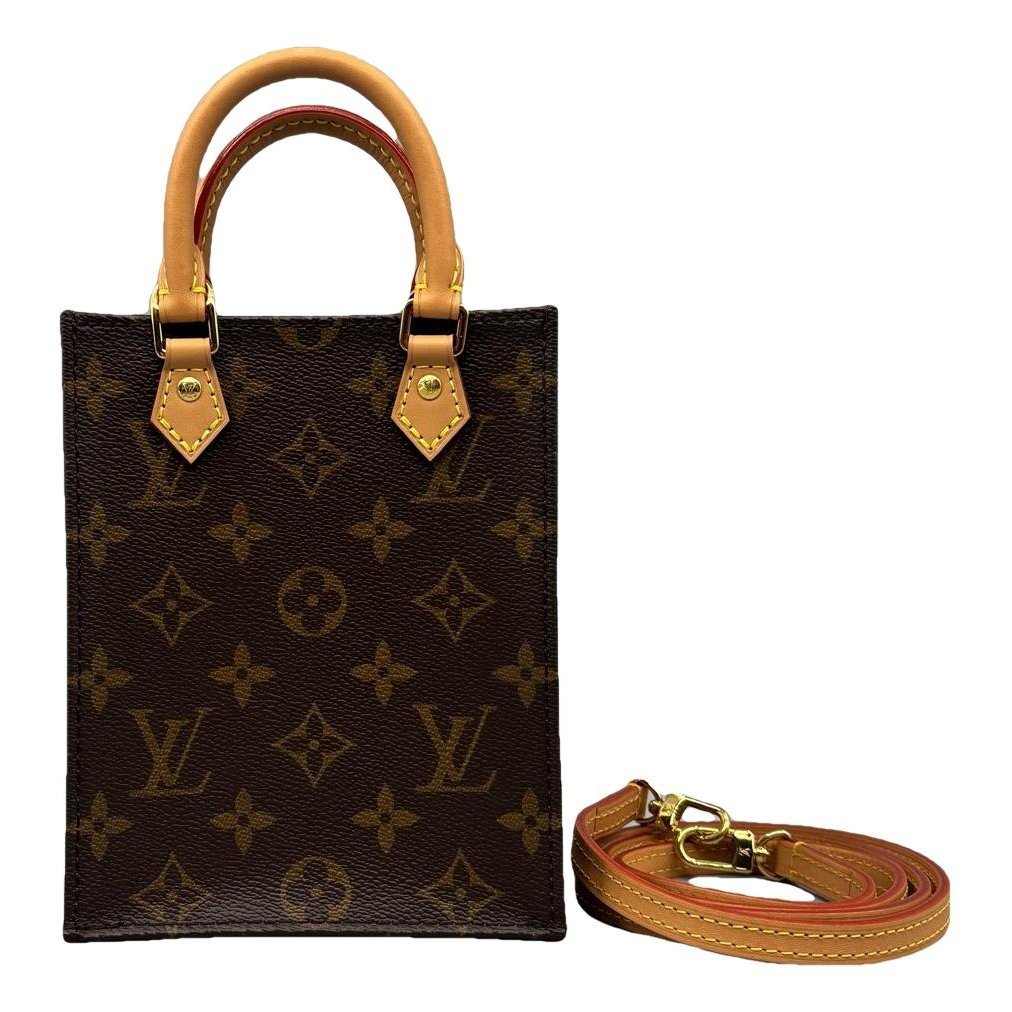 Plat leather handbag