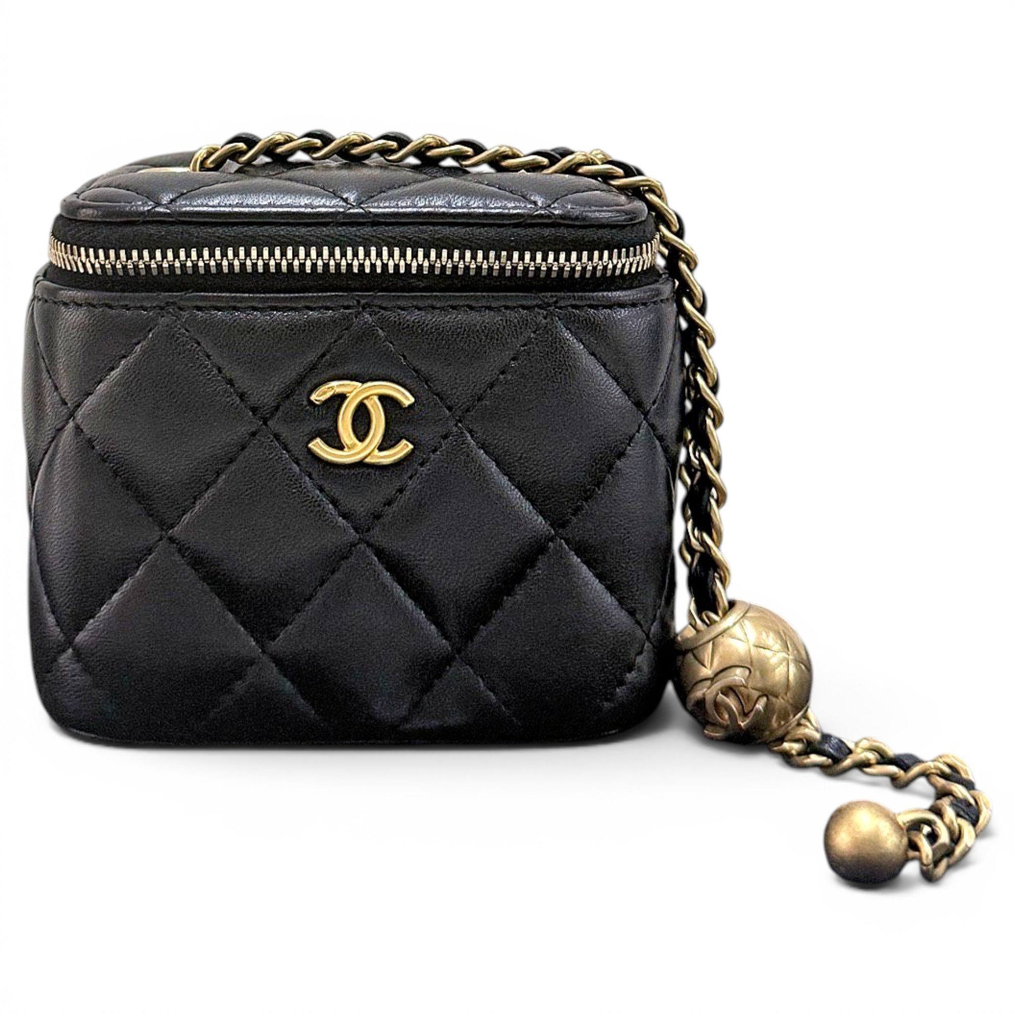 Trendy CC Vanity leather handbag