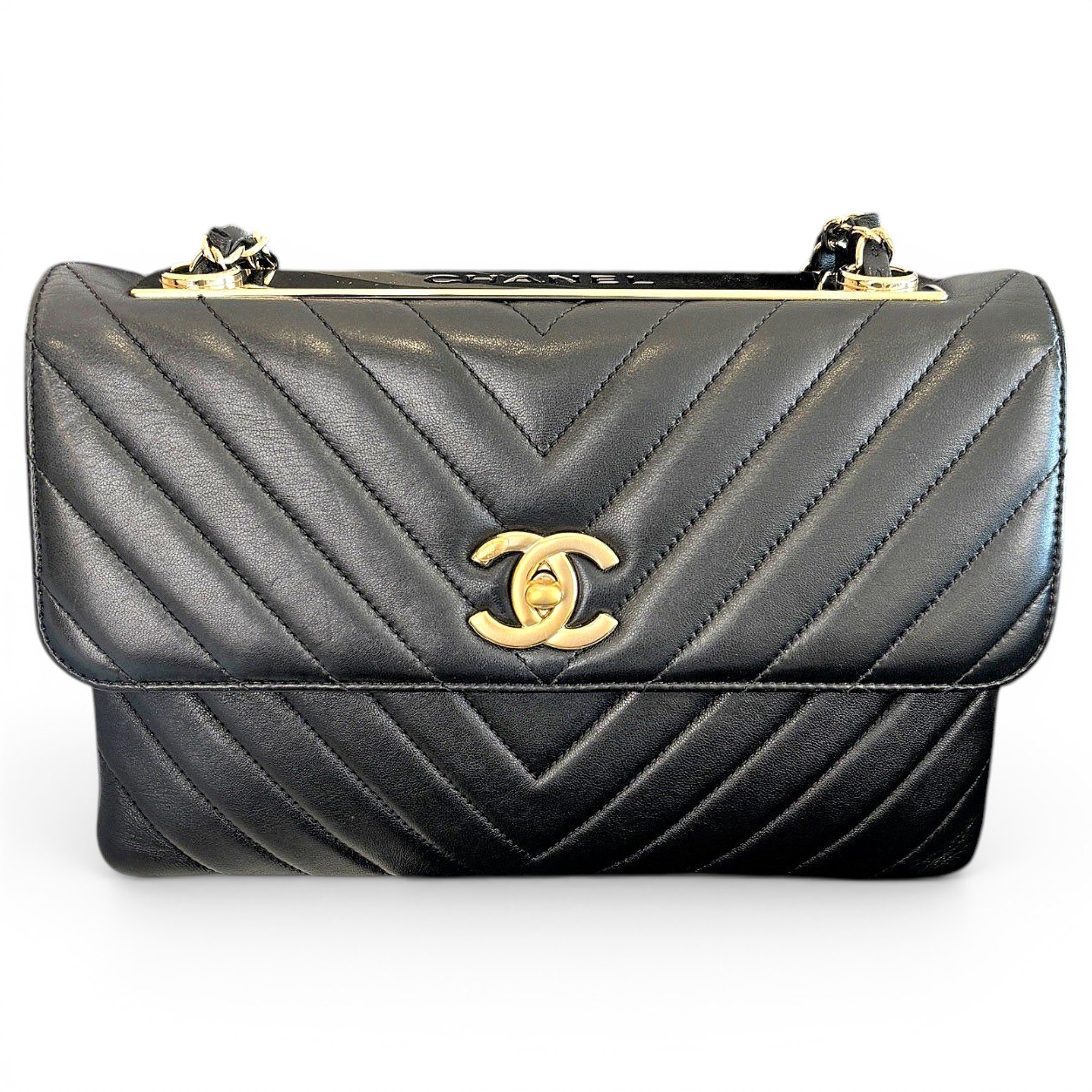 Trendy CC Top Handle leather handbag