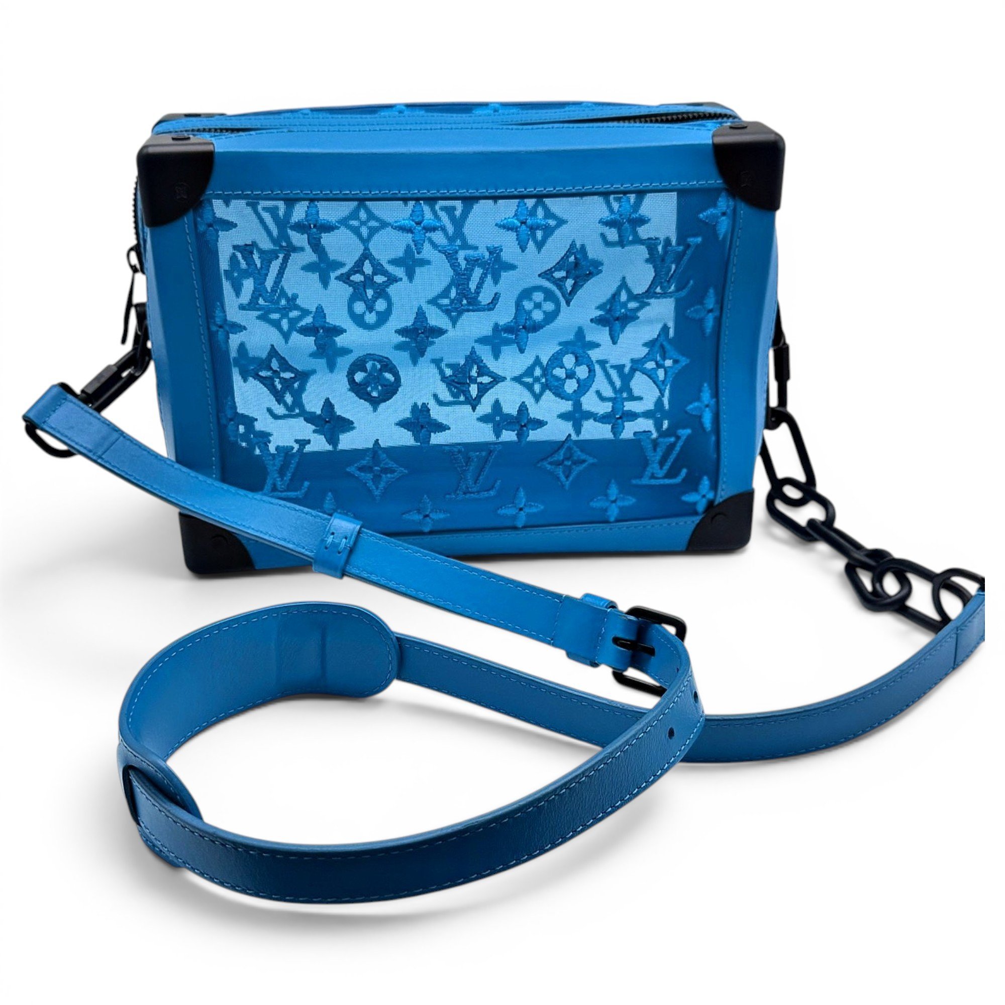 Pochette Trunk leather handbag