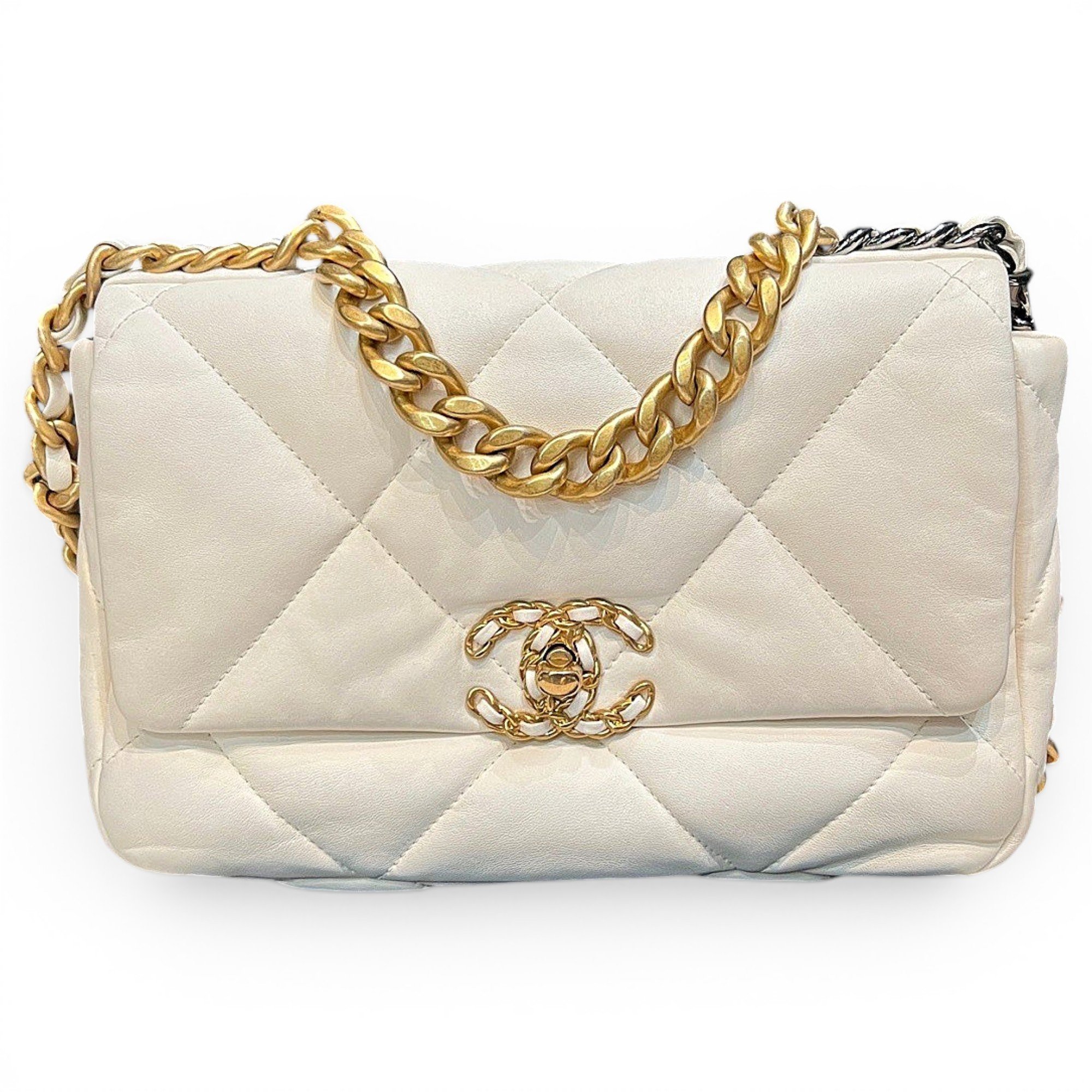 Chanel 19 leather handbag