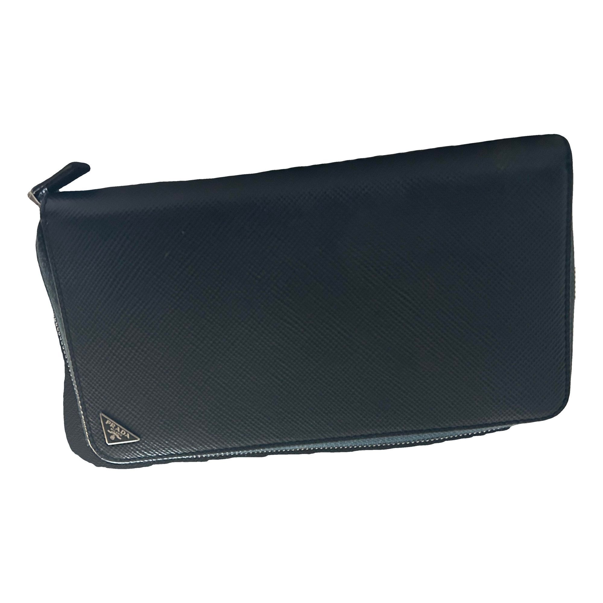 Leather clutch bag