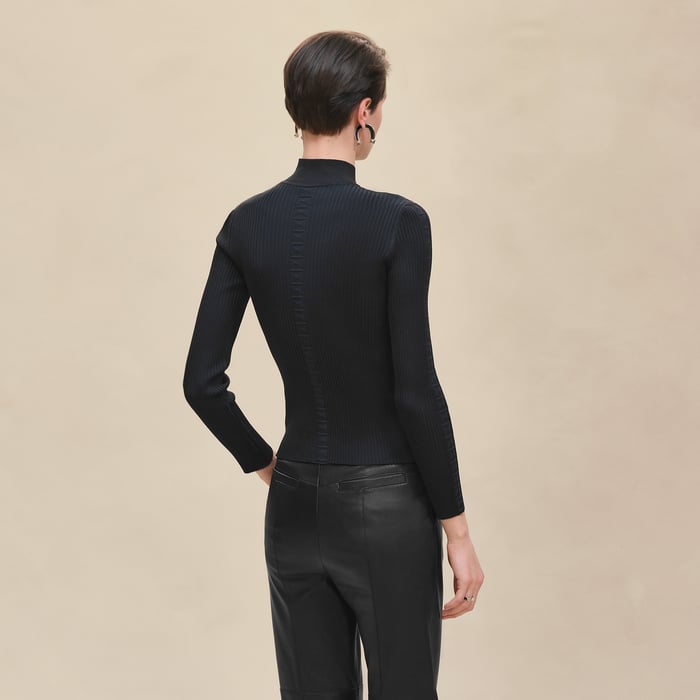 Noir Cashmere Long-sleeve Sweater