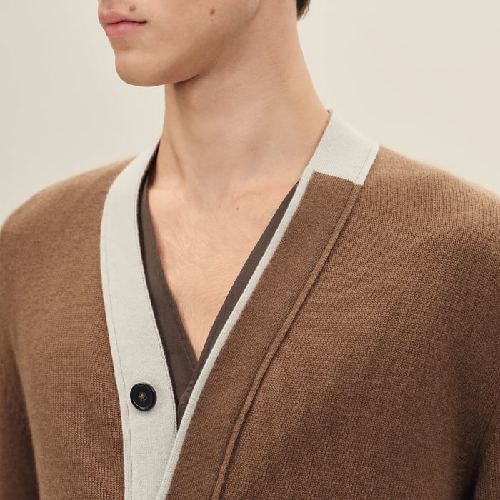 Caramel "Detail Colore" Buttoned Cardigan