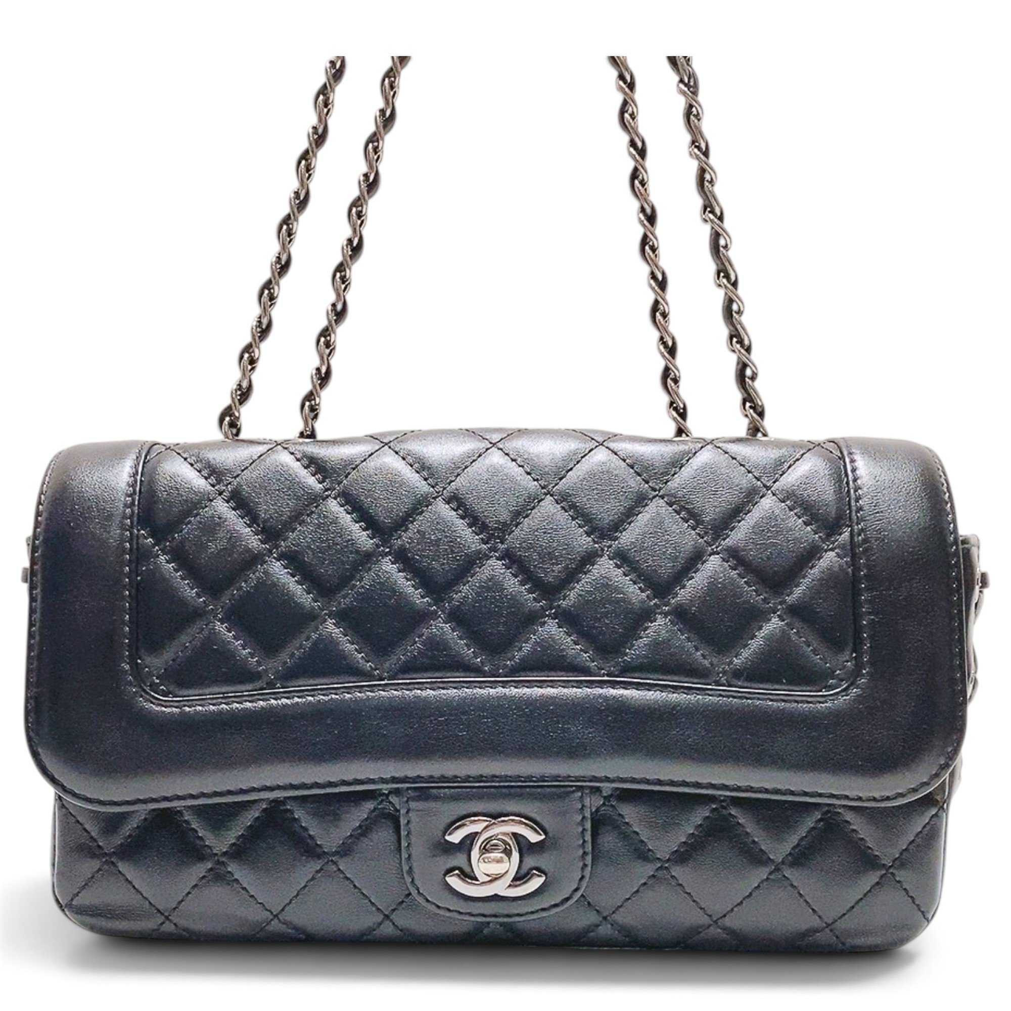 Timeless/Classique leather crossbody bag