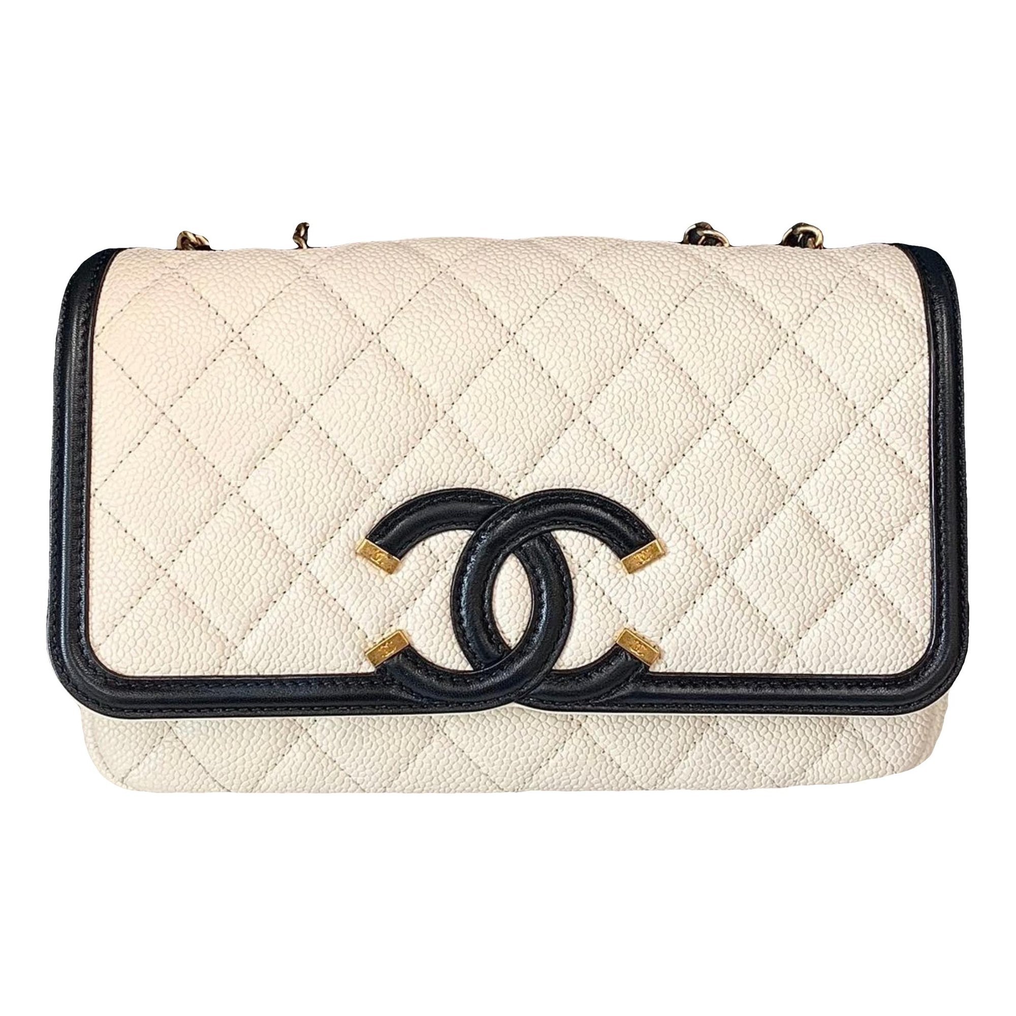 Timeless/Classique leather crossbody bag