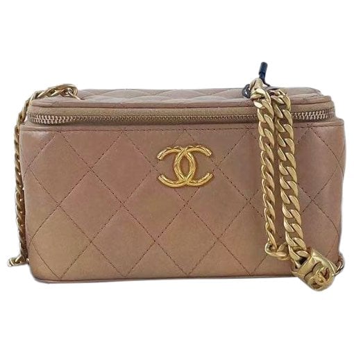 Trendy CC Vanity leather handbag