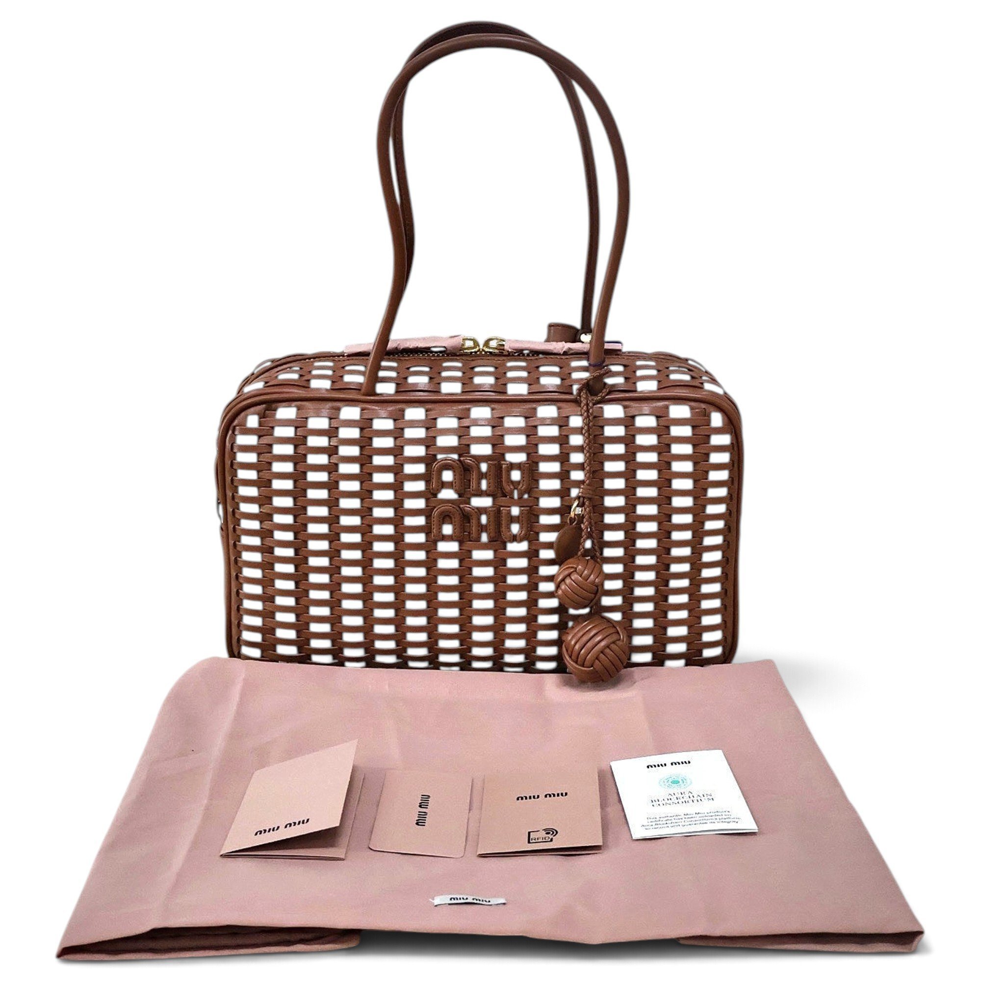 Beau leather handbag
