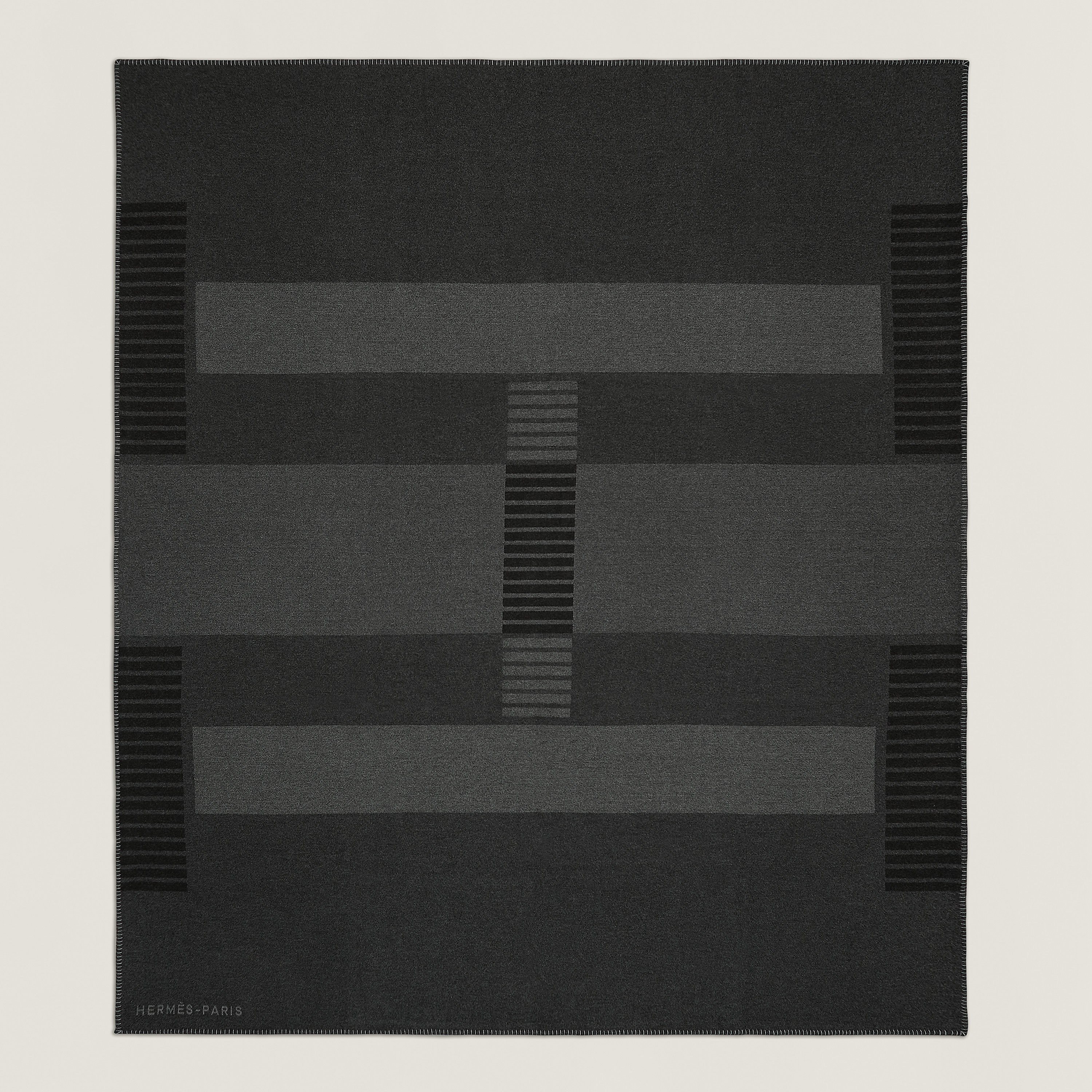 H Tape bed cover
