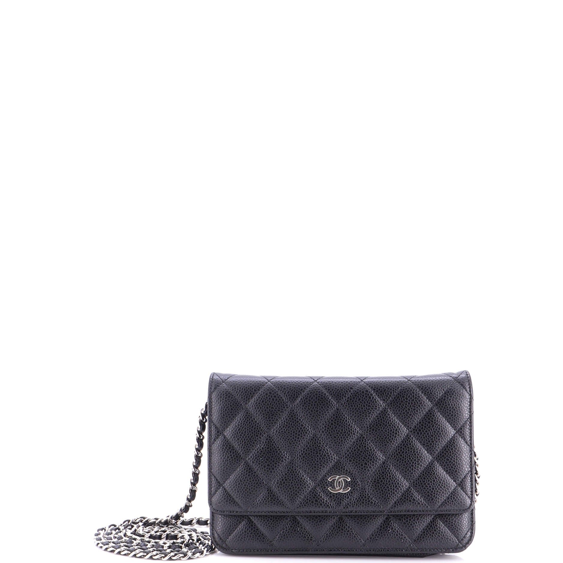 Wallet on Chain Quilted Caviar