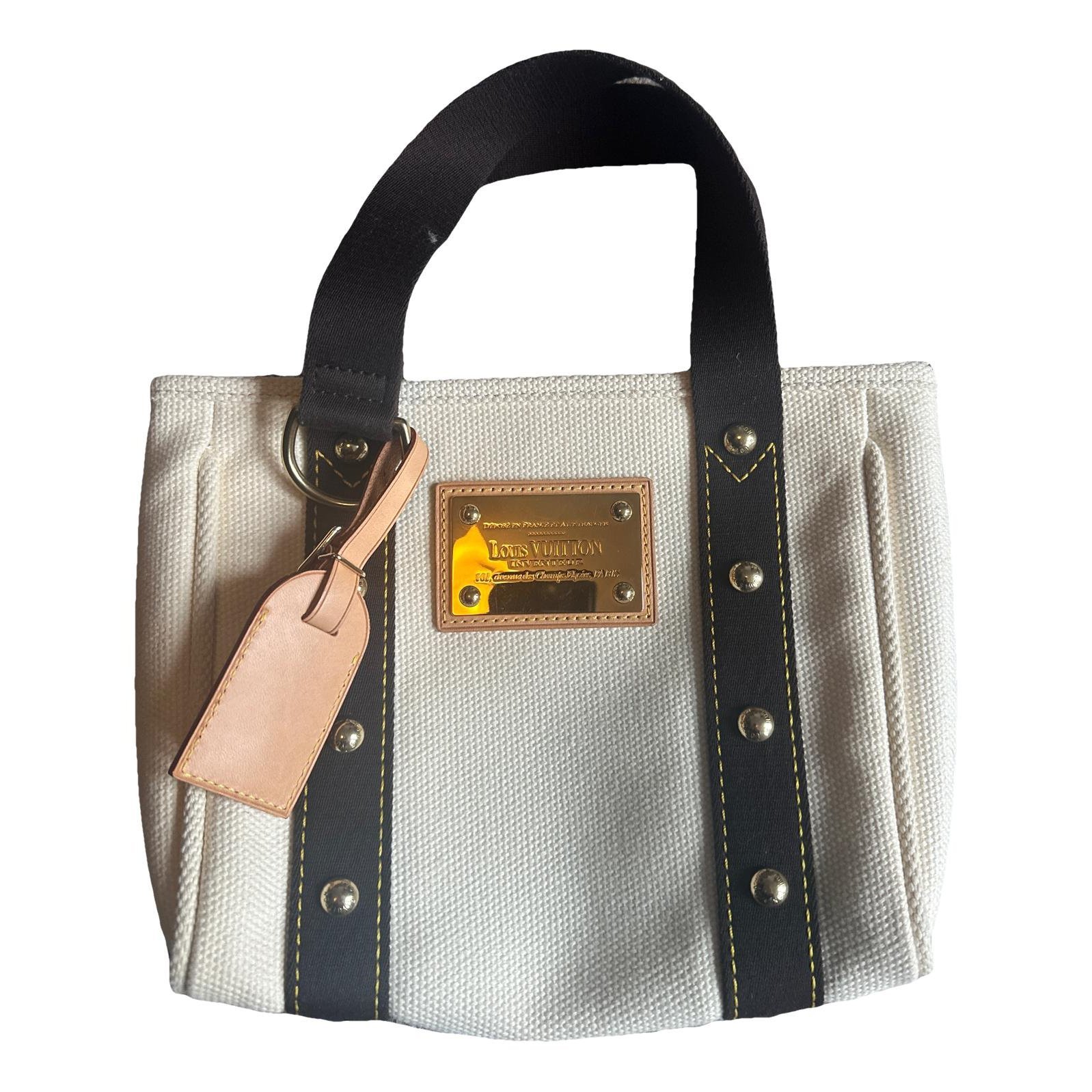Antigua handbag