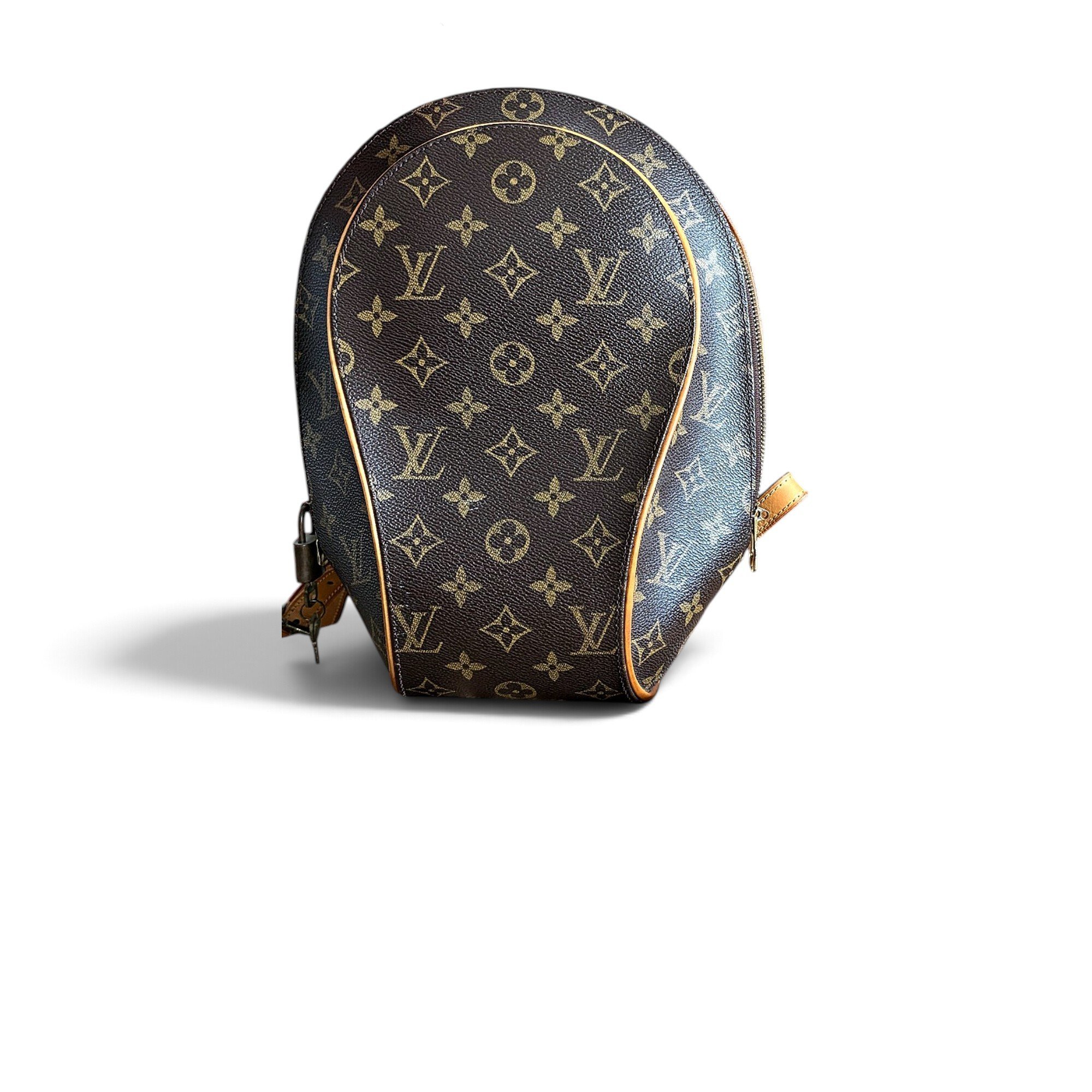Ellipse leather handbag