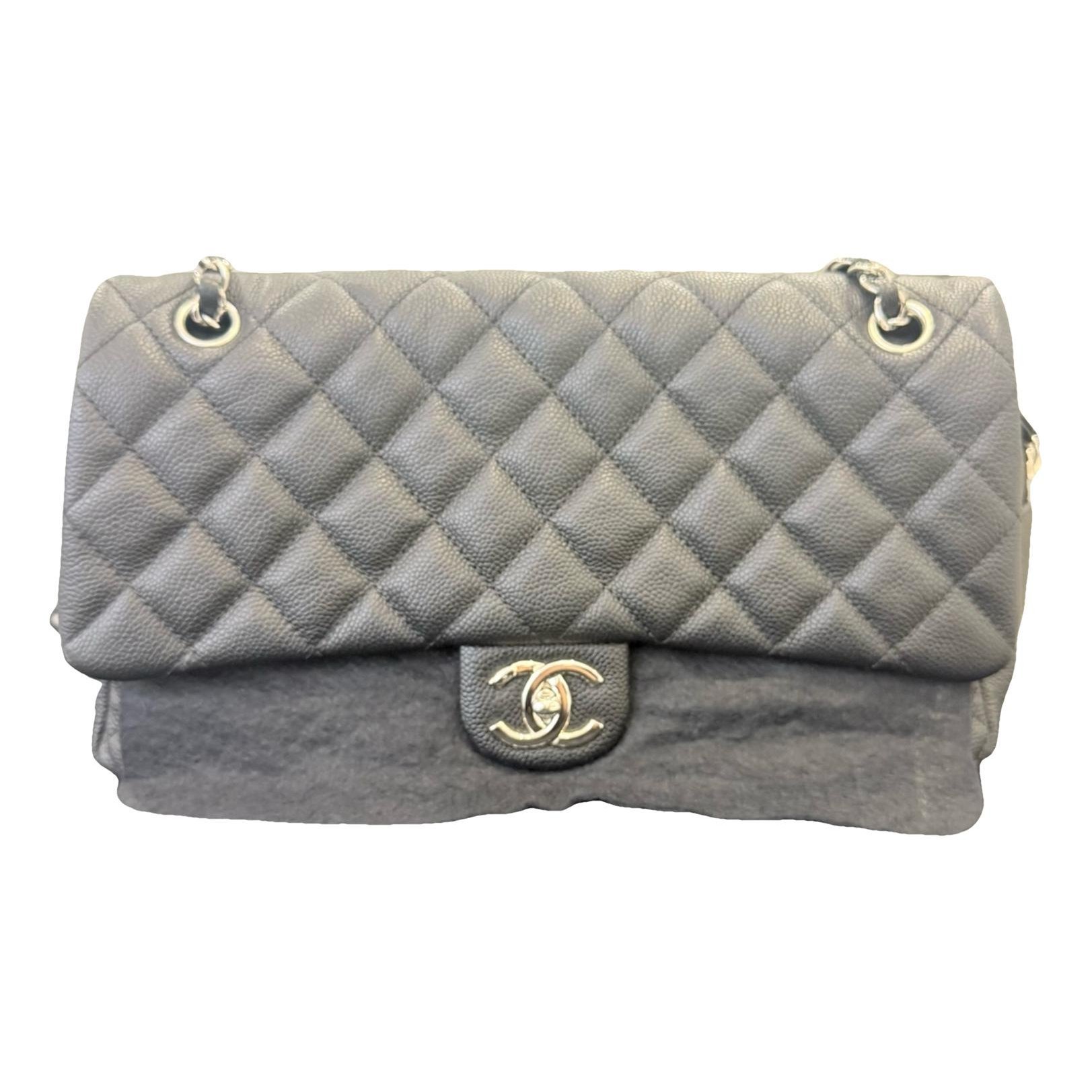 Timeless/Classique leather crossbody bag