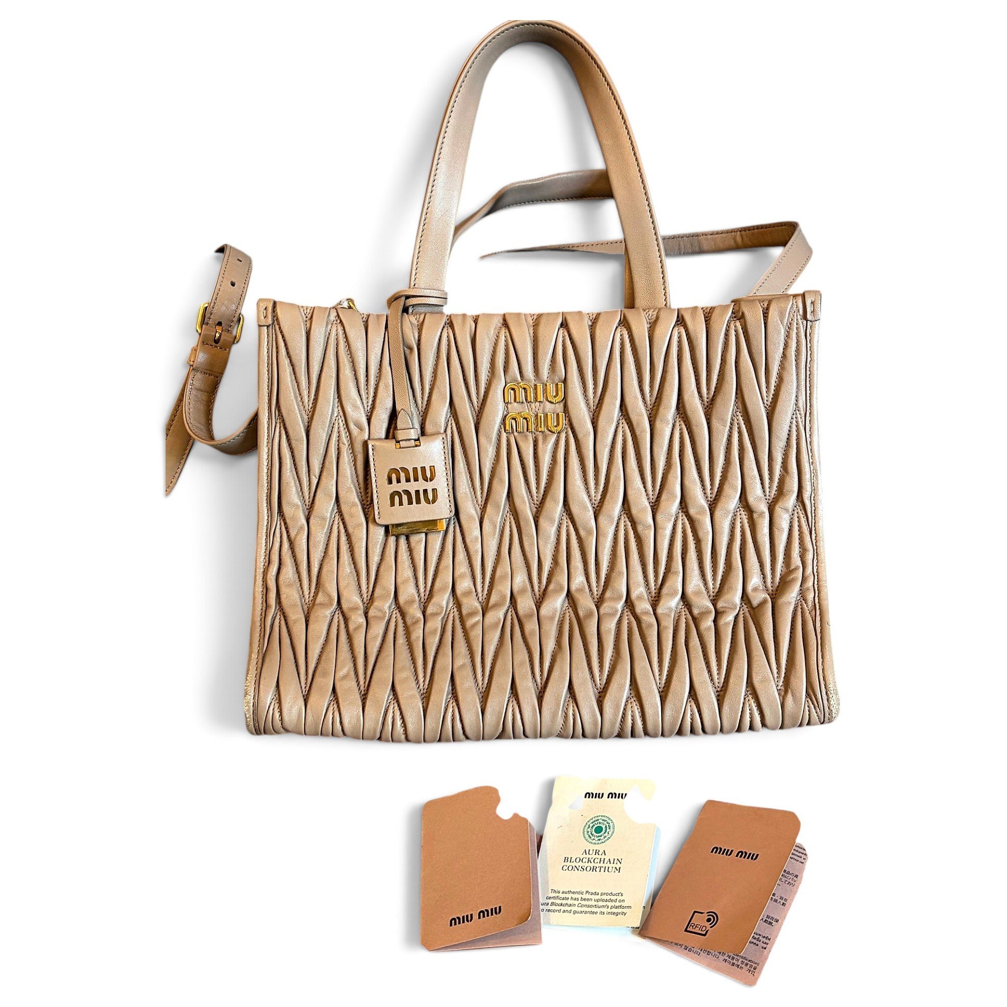 Matelassé leather tote