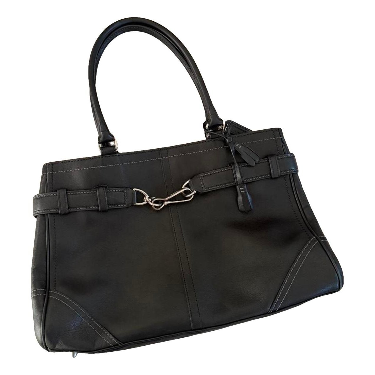 Leather handbag