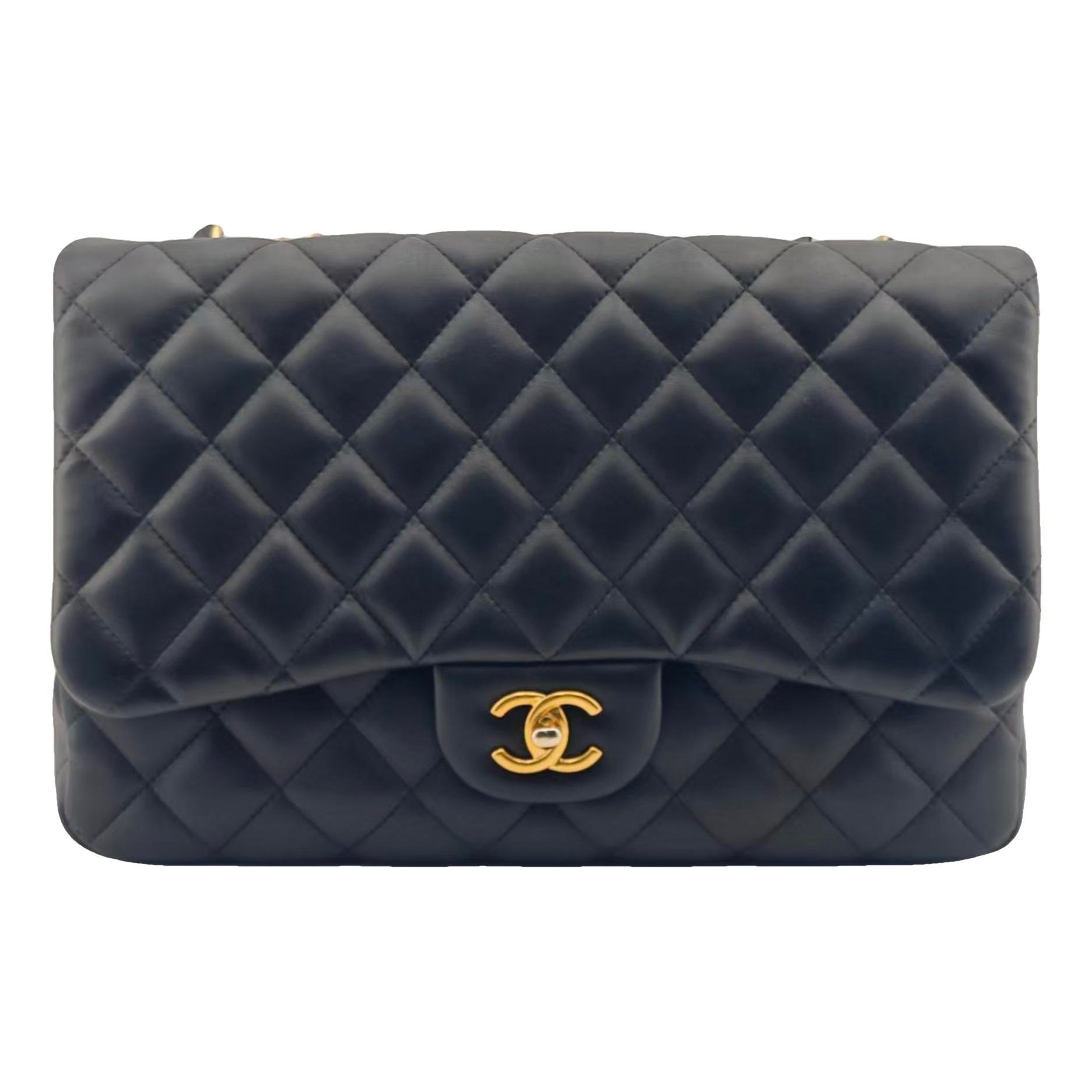 Timeless/Classique leather crossbody bag